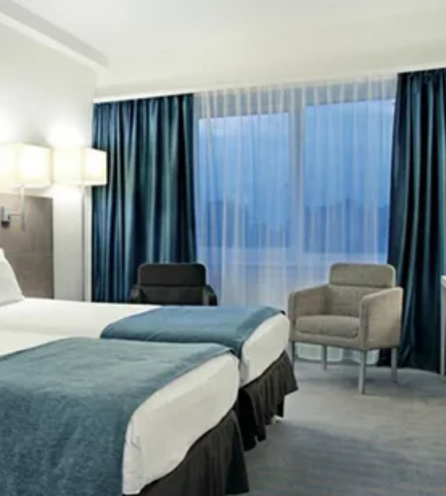 Hotel Curtains - Image 5